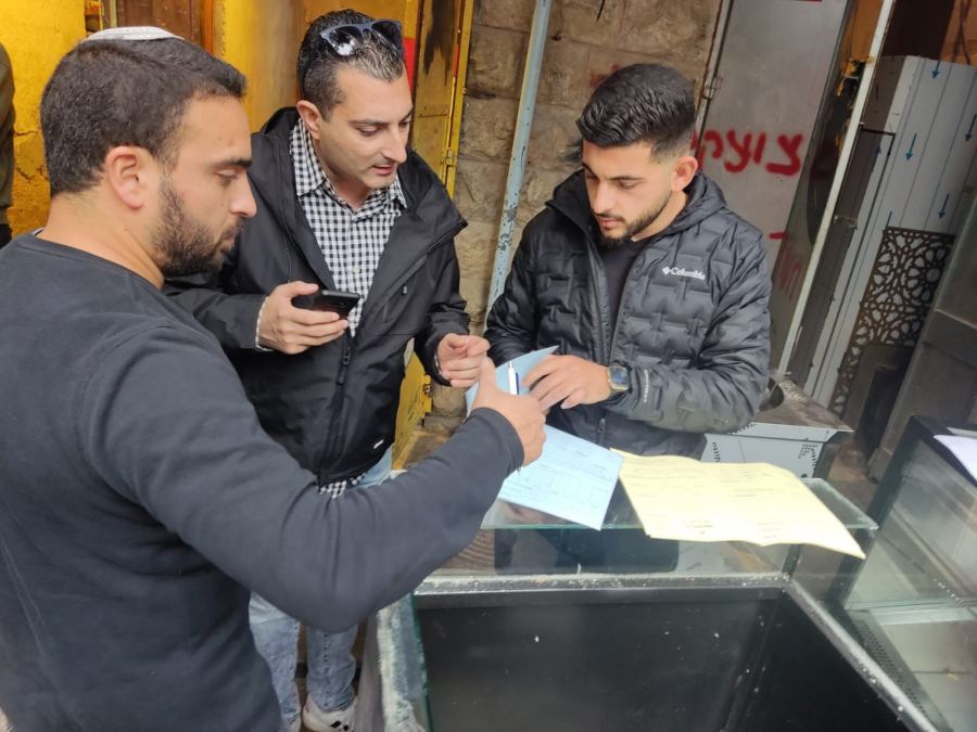 القدس : اعتقال مشتبه بالتهرب الضريبي